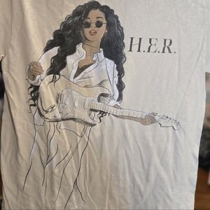 H.E.R. Graphic T-Shirt Ceremony of Roses Goodie Two Sleeves Cream Small